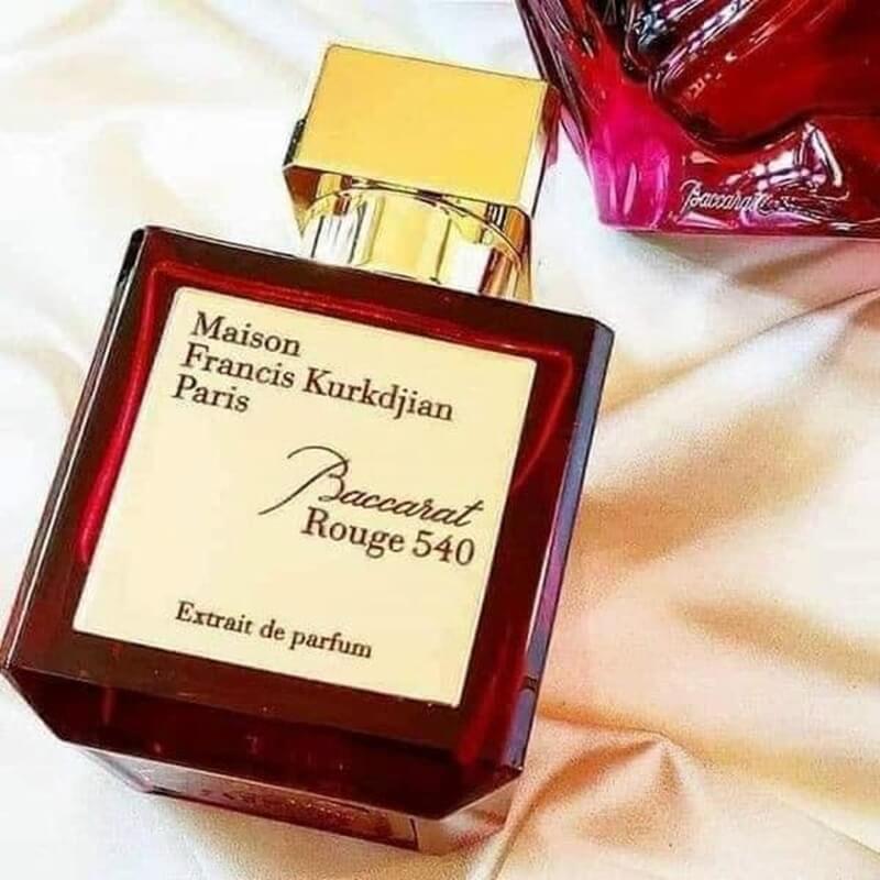 Review nước hoa Maison Francis Kurkdjian Baccarat Rouge 540