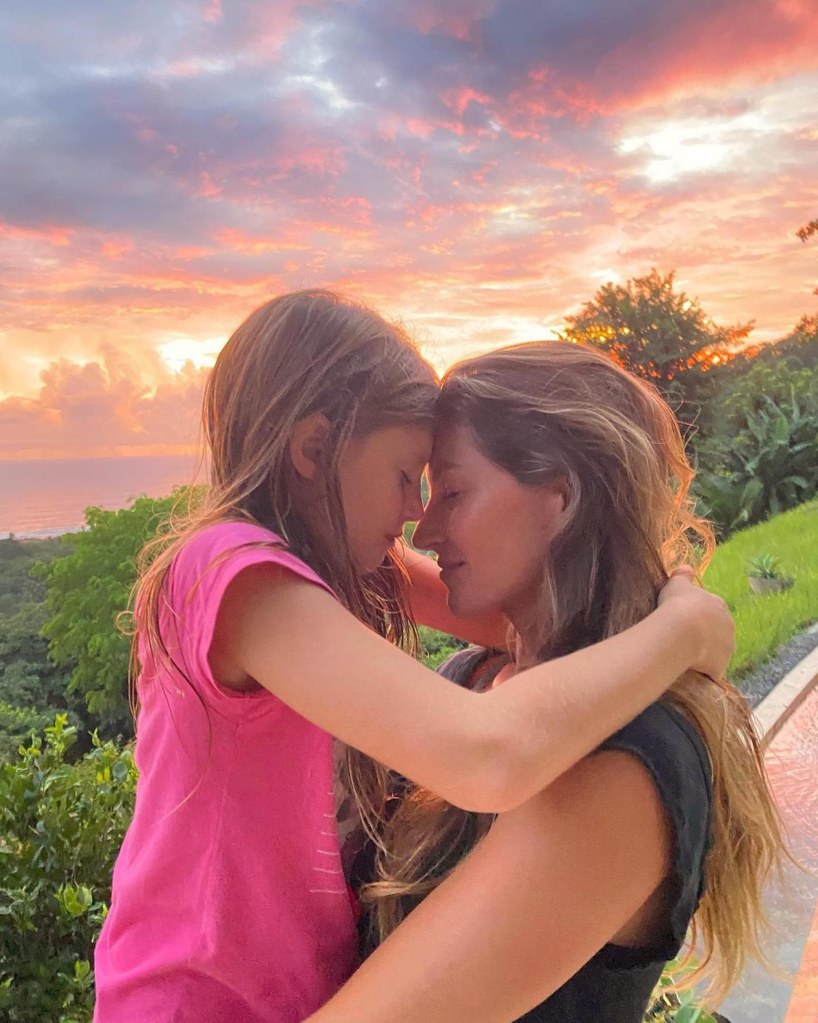 Gisele Bündchen with her daughter Vivian