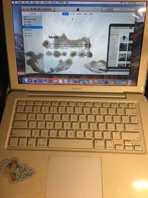 thanh lý máy MacBook như hình