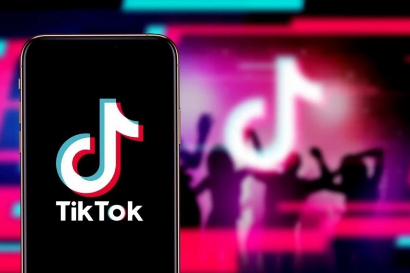 Cách đổi giao diện Tiktok thành màu đen trên Android