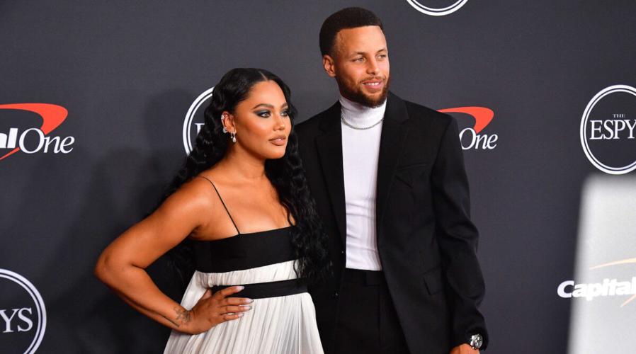 Ayesha and Stephen Curry Announce Pregnancy With Fourth Child | Sports-illustrated | marshallnewsmessenger.com