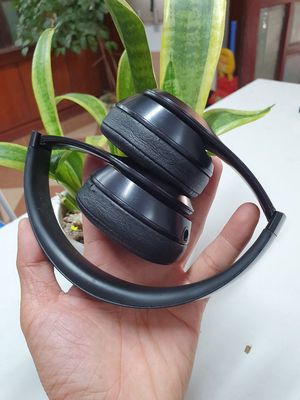 Tai nghe chụp tai Beats Solo3 Wireless không dây