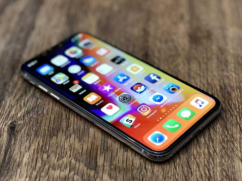 iphone bị loạn cảm ứng