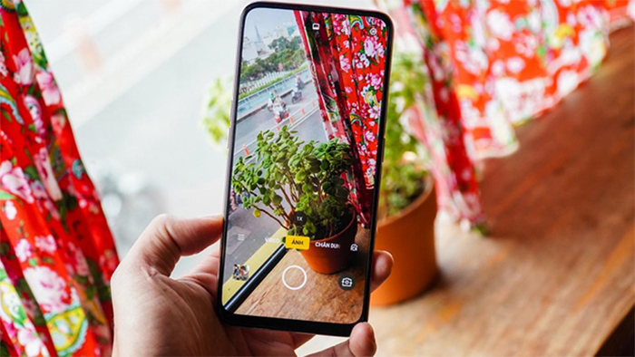 Oppo Reno2 F chụp ảnh lấy nét tự động siêu chuẩn