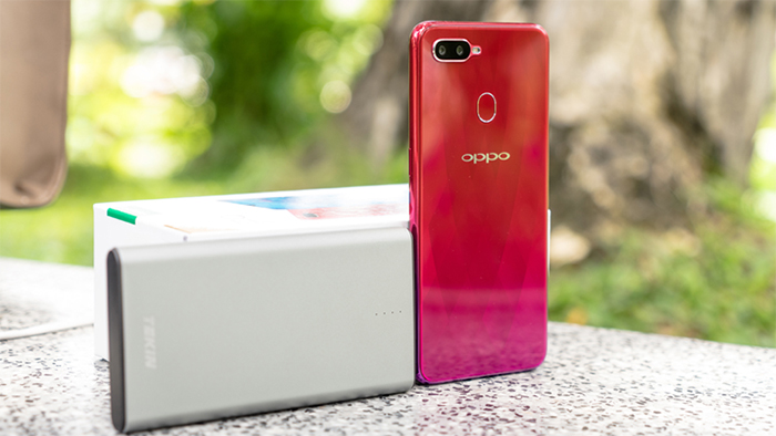 Oppo F9 được nâng cấp hoàn toàn về chất lượng với tính năng chụp ảnh xóa phông