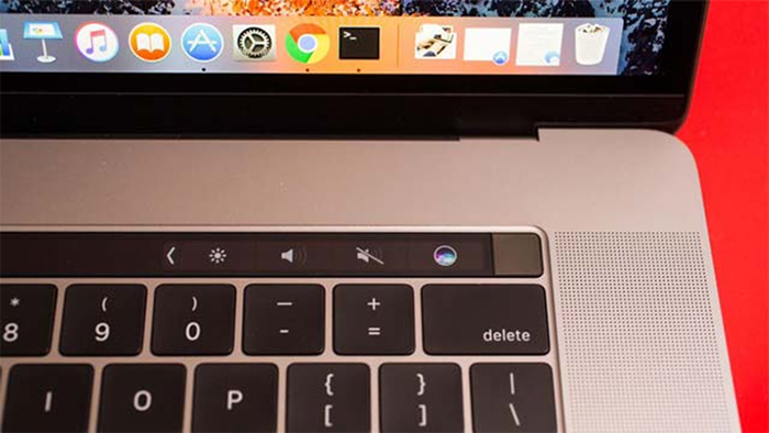 Touch ID trên MacBook Pro 2017 giúp bạn bảo mật máy bằng vân tay tiện lợi