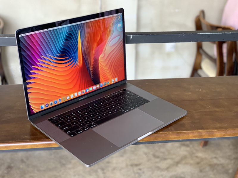 Macbook pro 2017 15 inch cũ